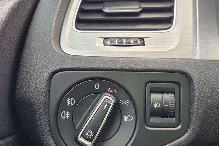 Hvid VW Golf fra 2015