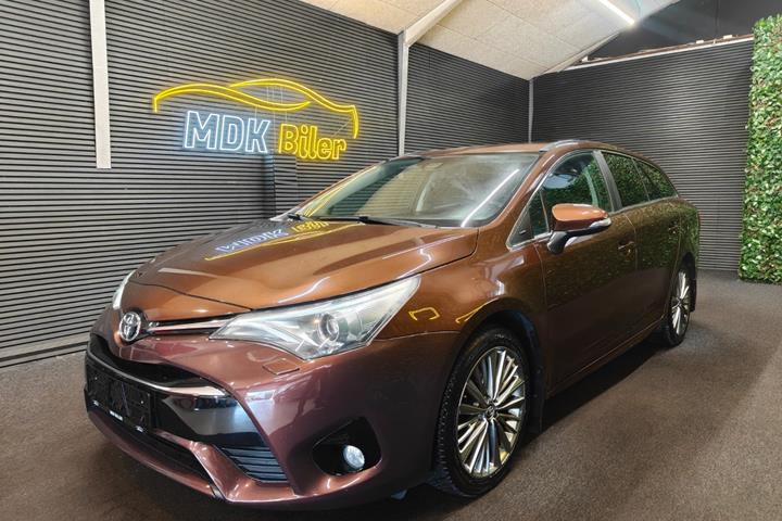 undefined Toyota Avensis fra 2016
