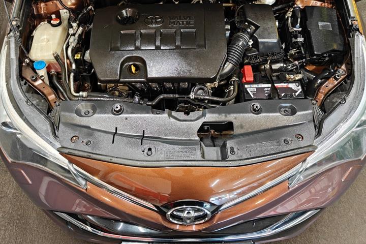 undefined Toyota Avensis fra 2016