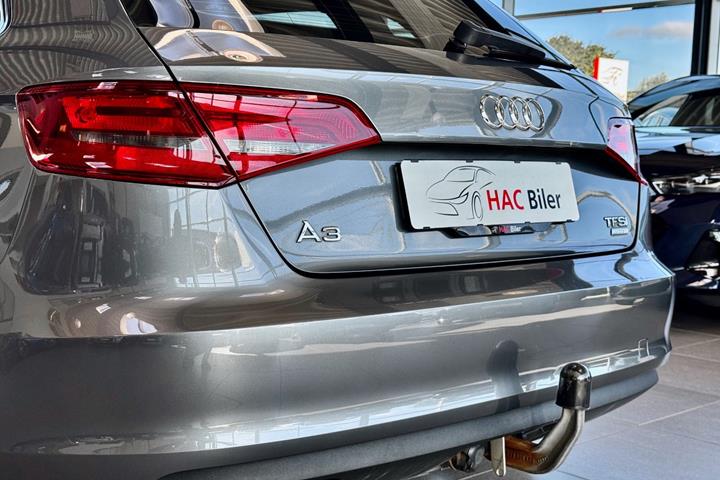 Grå Audi A3 fra 2016