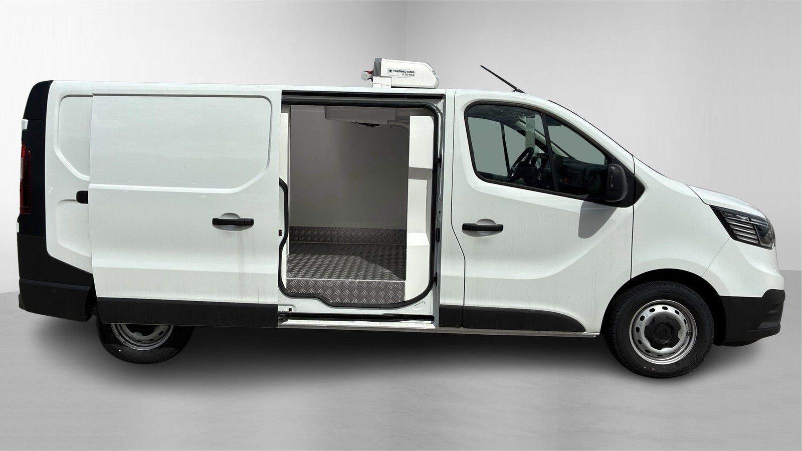 Hvid Renault Trafic fra 2025
