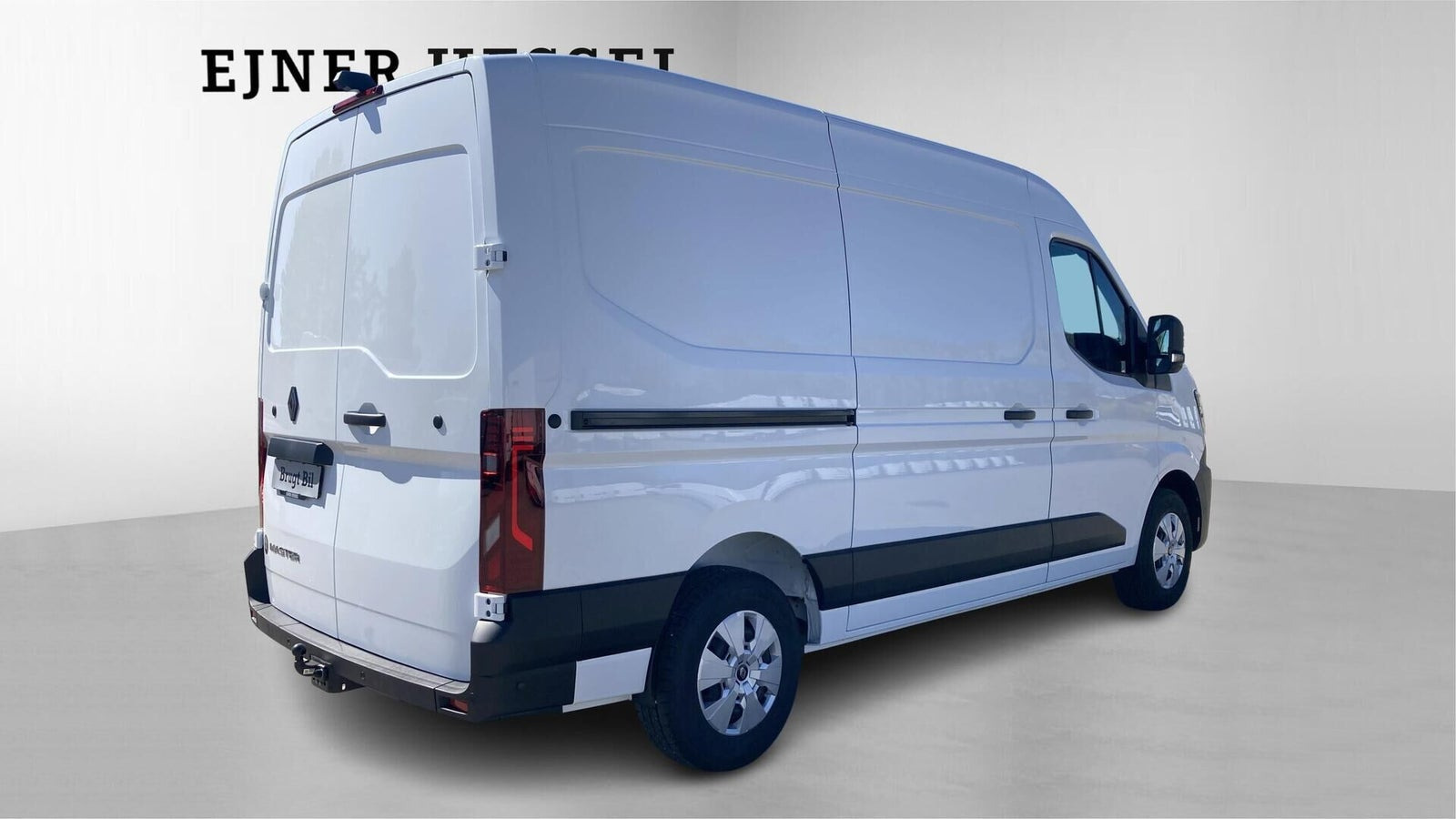 Hvid Renault Master V T33 fra 2025
