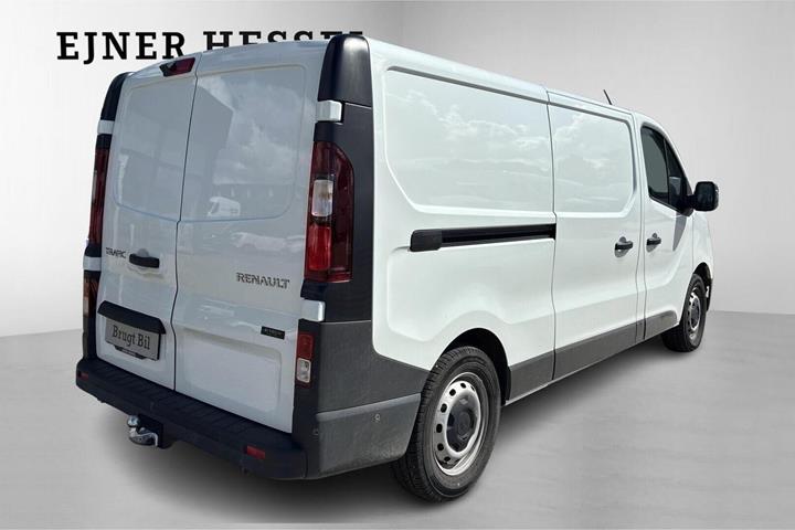 Hvid Renault Trafic fra 2026