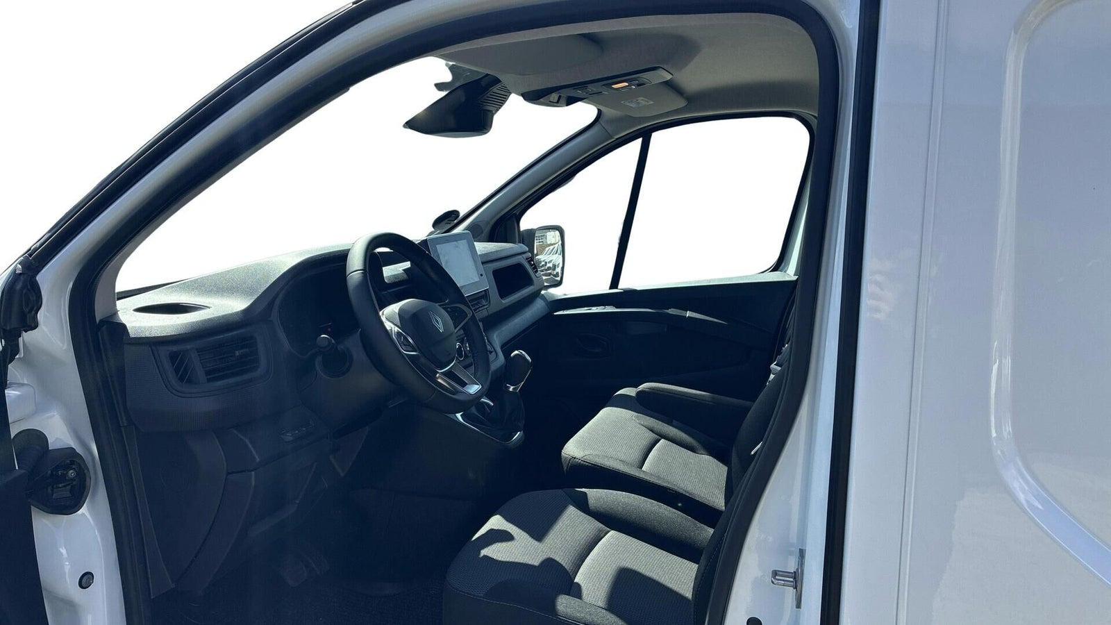 Renault Trafic E-TECH Van, 122ps, 2026