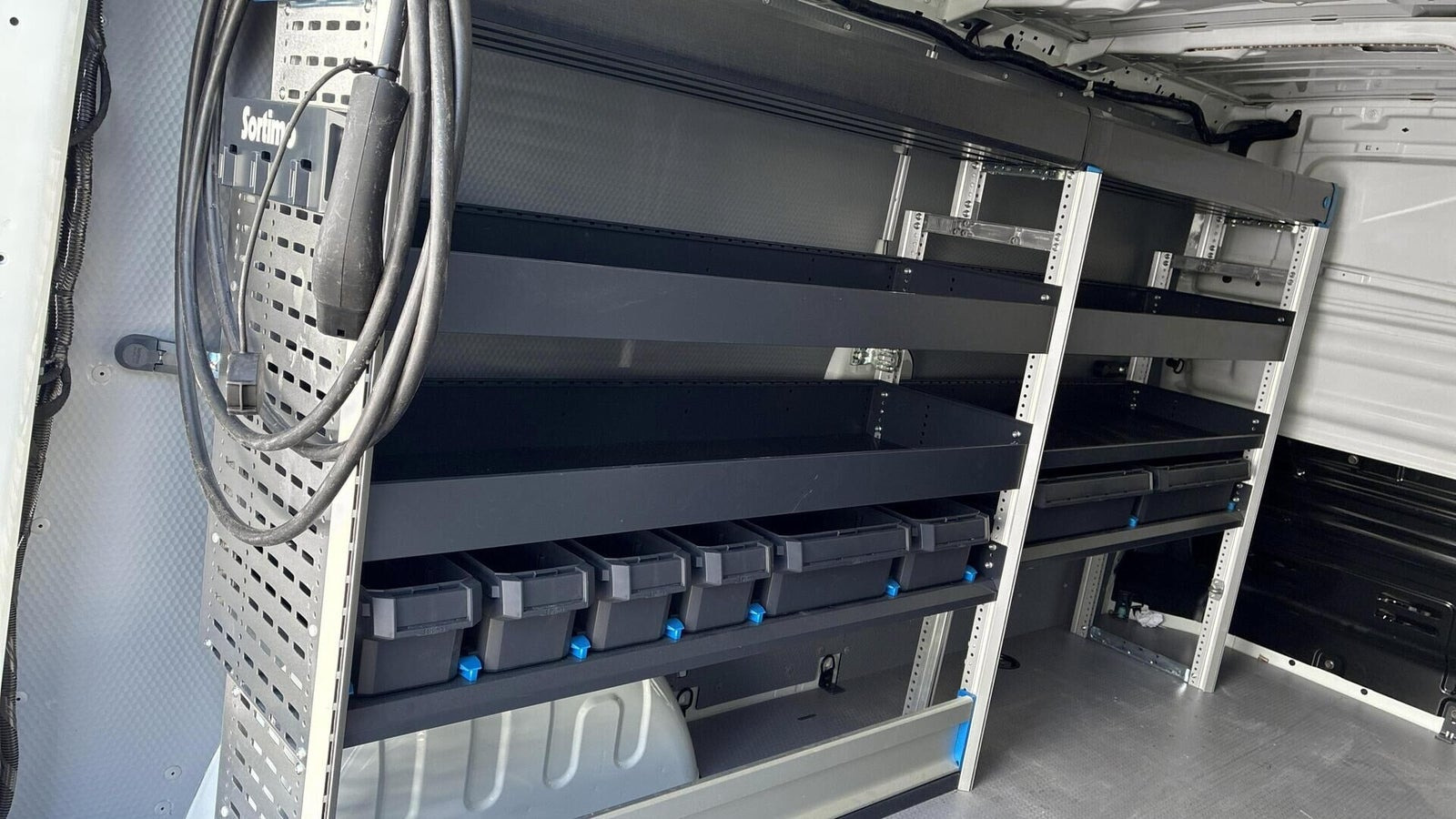 Hvid Renault Trafic fra 2026