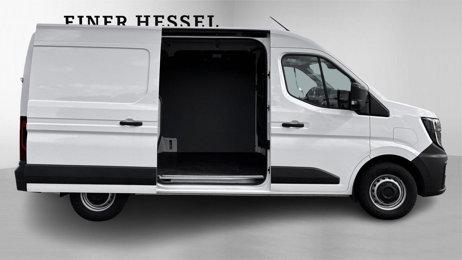 Hvid Renault Master V T35 fra 2025