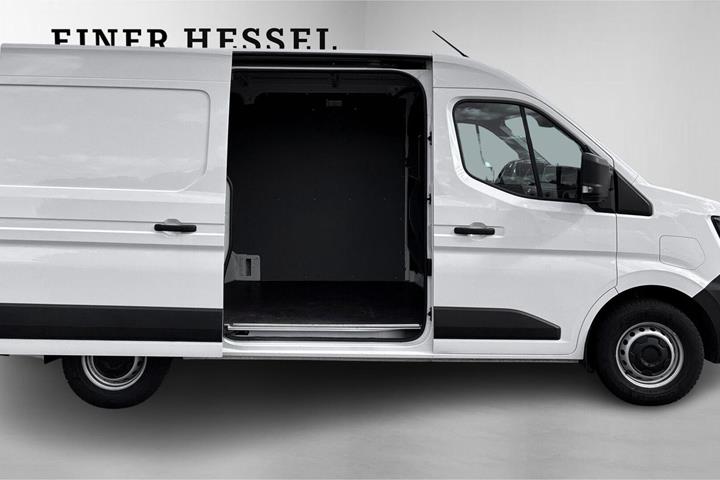Hvid Renault Master V T35 fra 2025