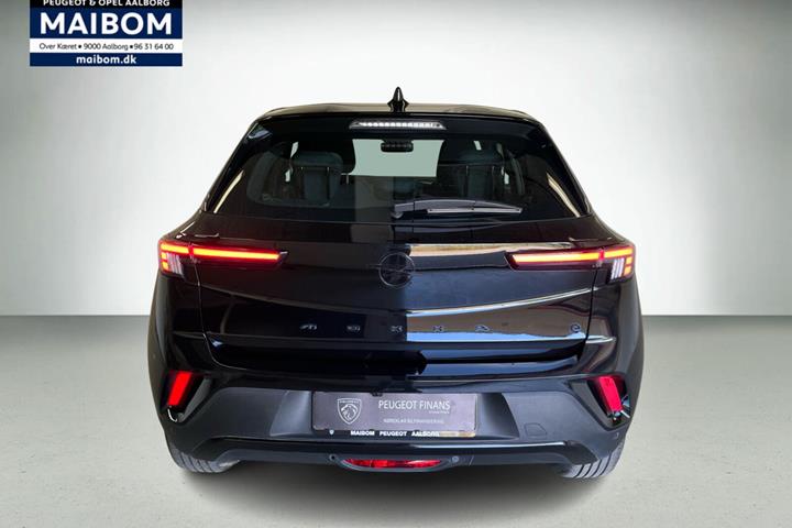 Sort Opel Mokka-e fra 2025