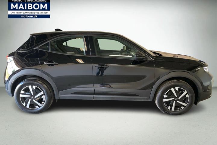 Sort Opel Mokka-e fra 2025