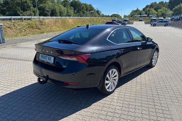 Sort Skoda Octavia fra 2022