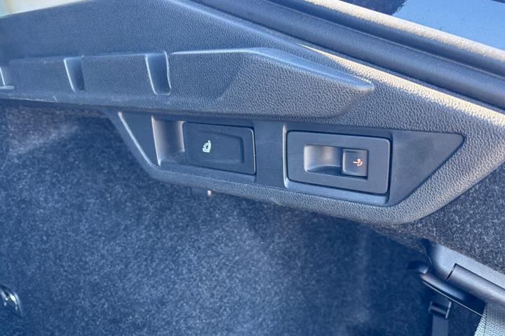 Sort Skoda Octavia fra 2022