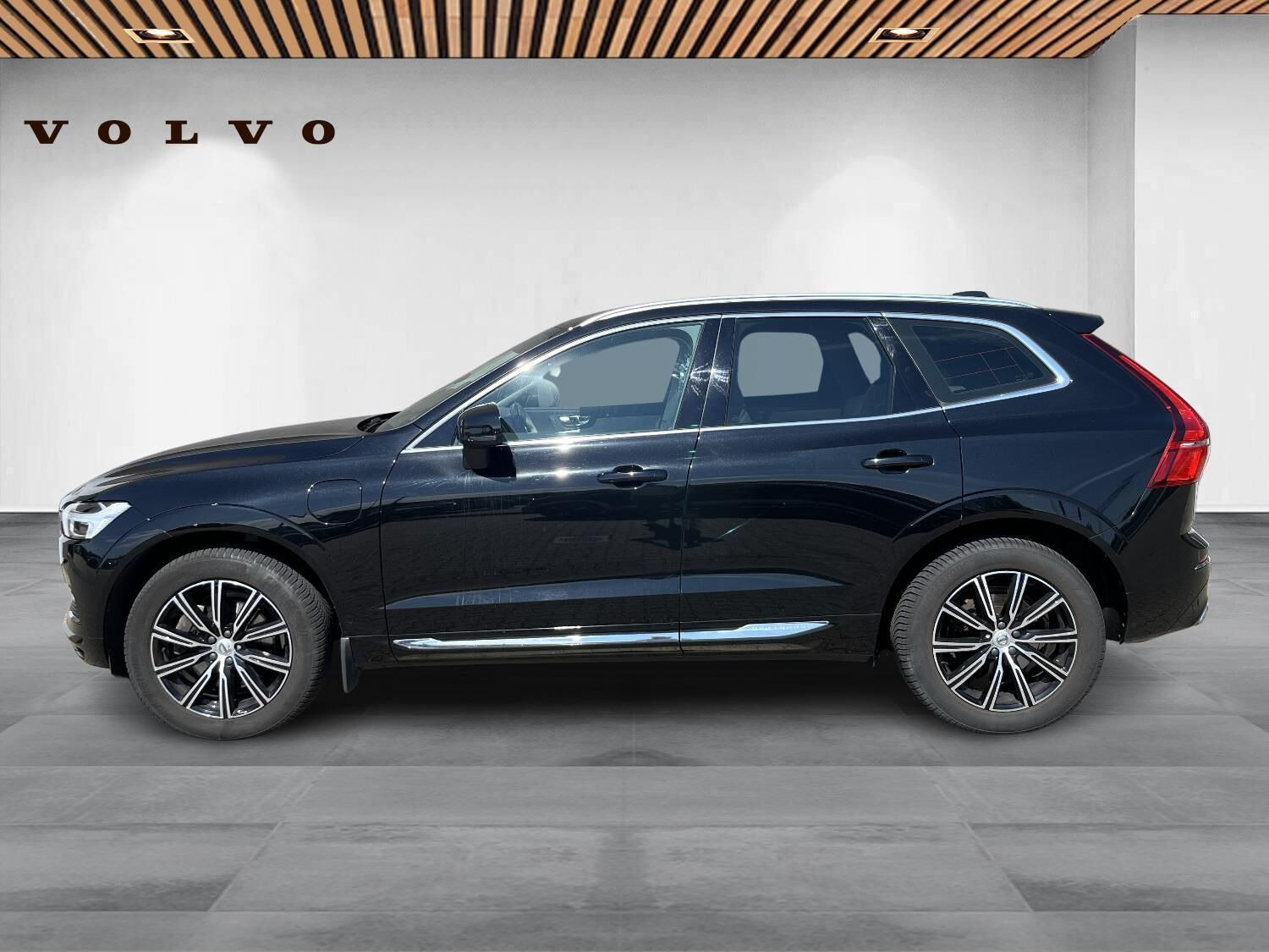 Sort Volvo XC60 fra 2020