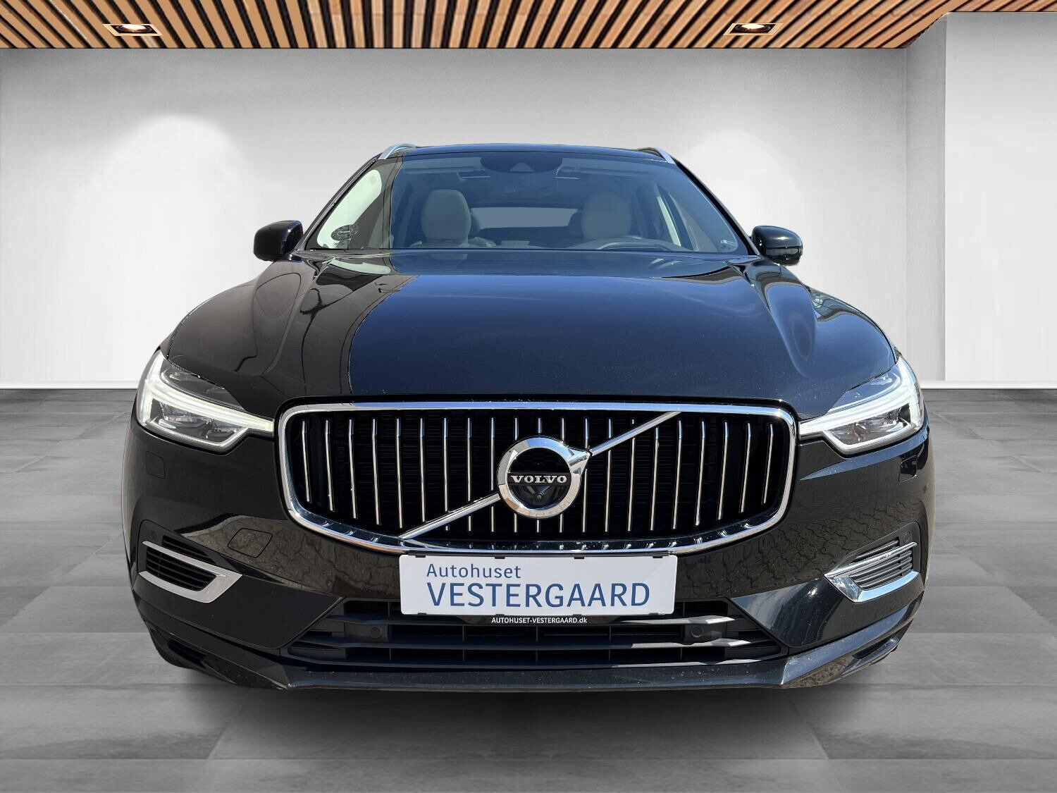 Sort Volvo XC60 fra 2020