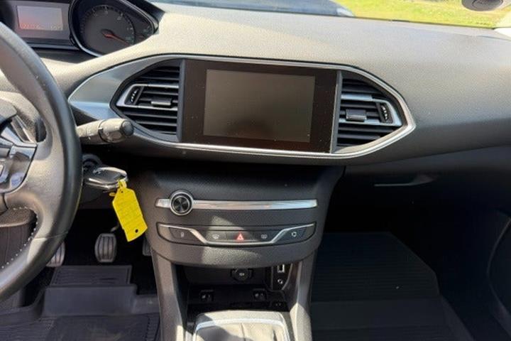 undefined Peugeot 308 fra 2014