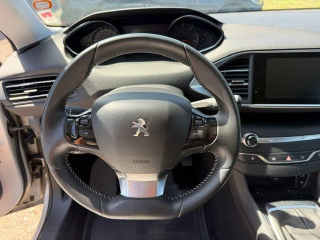undefined Peugeot 308 fra 2014