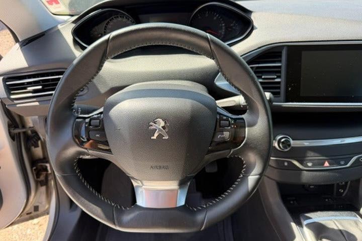 undefined Peugeot 308 fra 2014