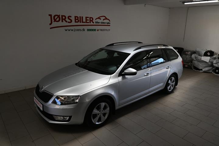 Sølv Skoda Octavia fra 2016