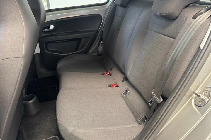 Grå VW UP! fra 2020