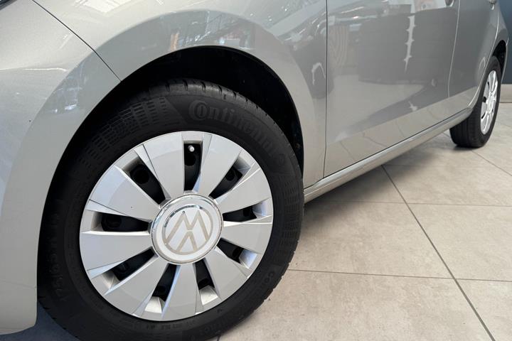Grå VW UP! fra 2020