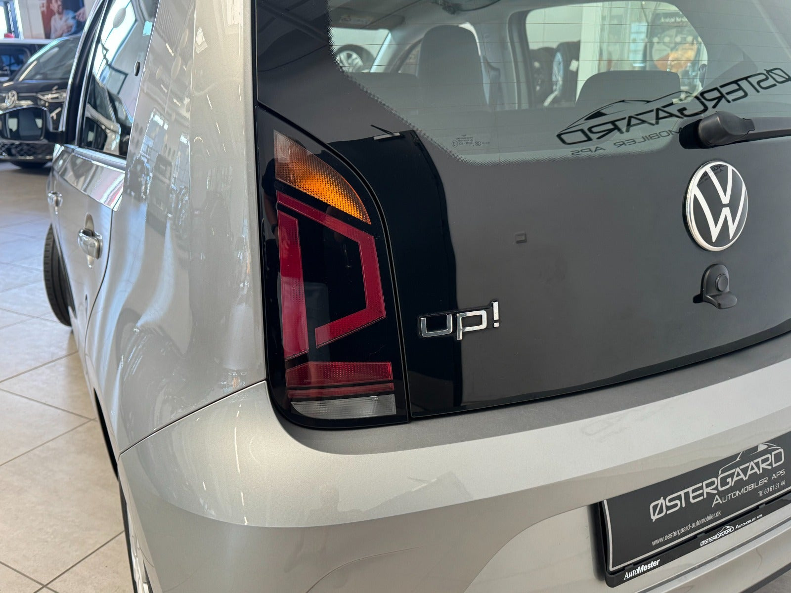Grå VW UP! fra 2020