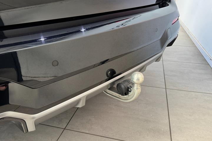 Sort BMW iX3 fra 2024