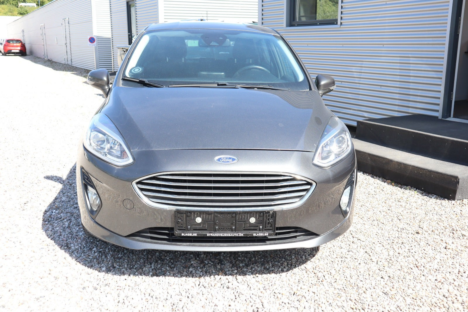 Grå Ford Fiesta fra 2021