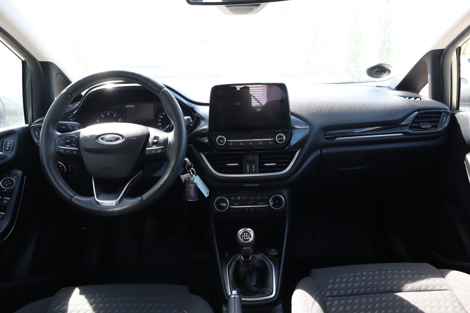 Grå Ford Fiesta fra 2021