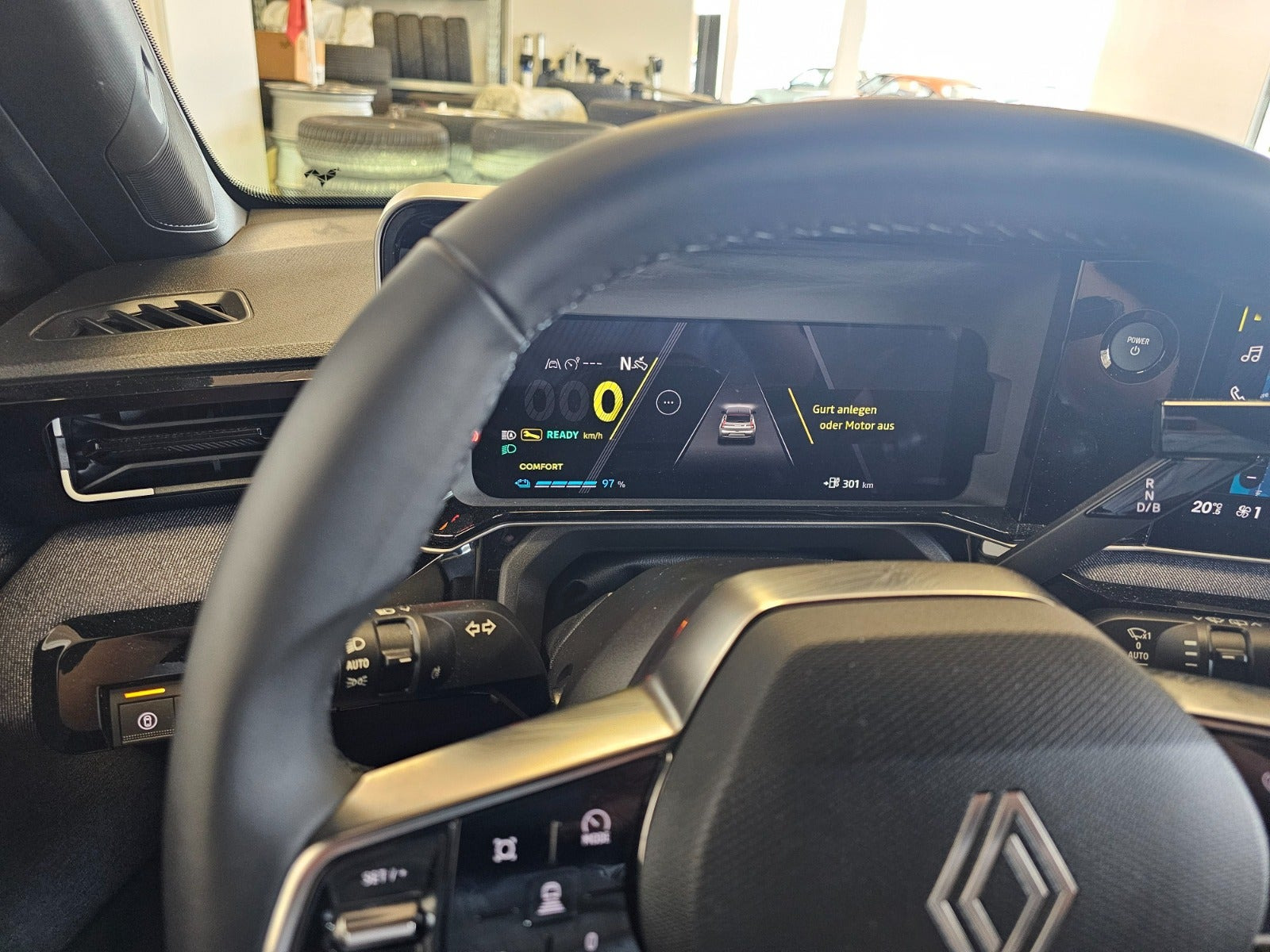 Sort Renault 5 E-Tech fra 2025