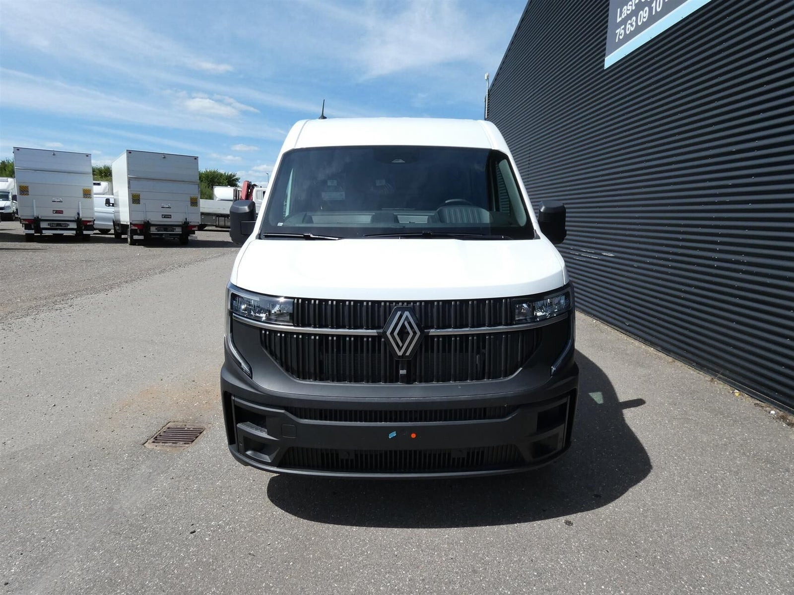 Hvid Renault Master V T35 fra 2026
