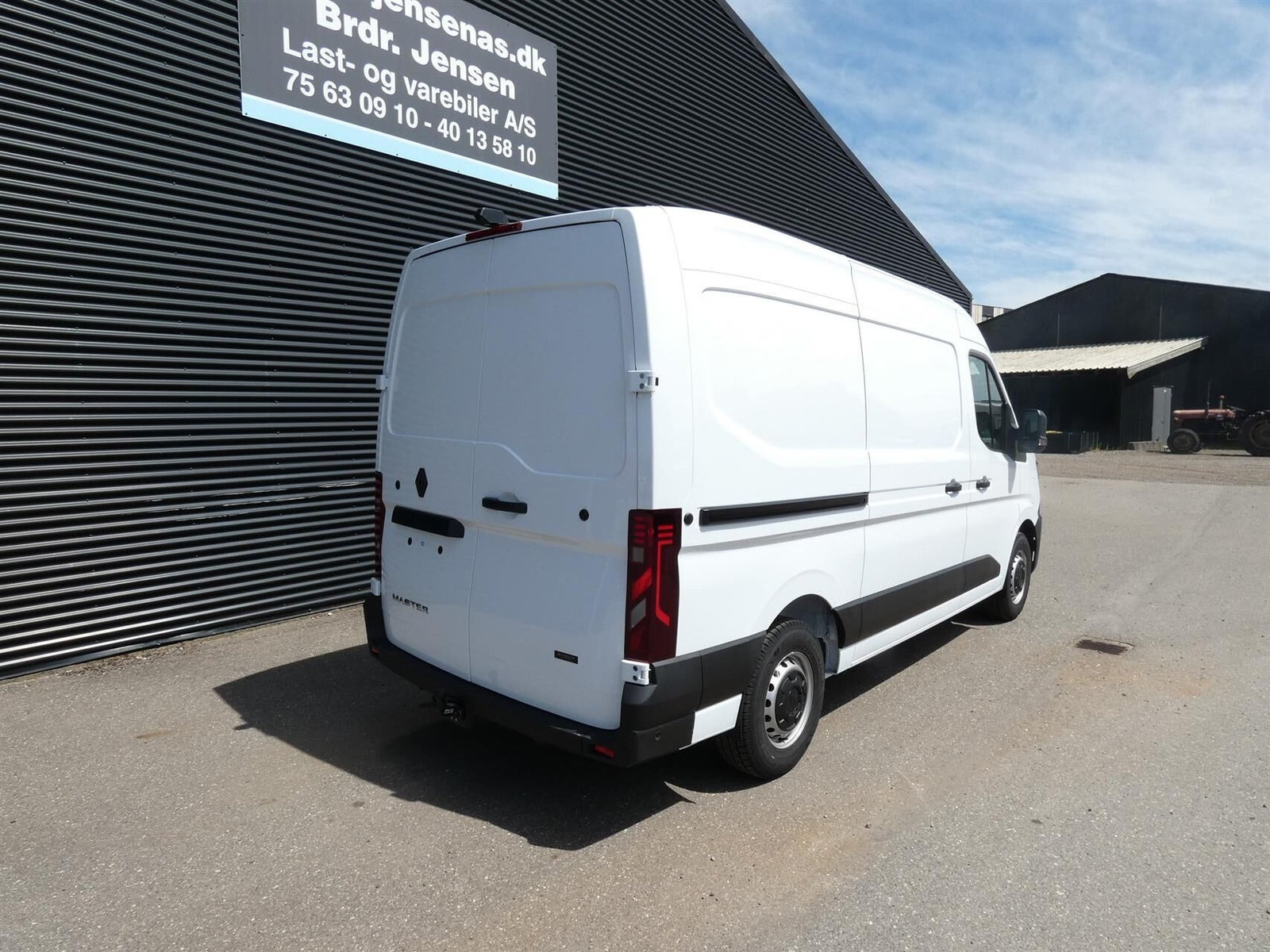 Hvid Renault Master V T35 fra 2026