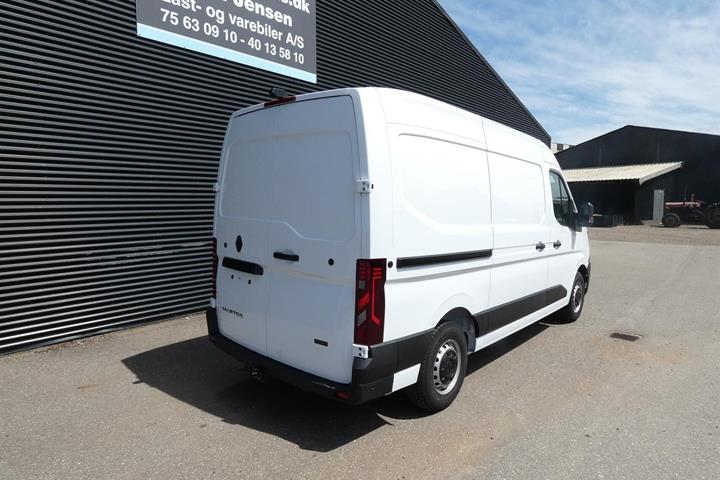 Hvid Renault Master V T35 fra 2026