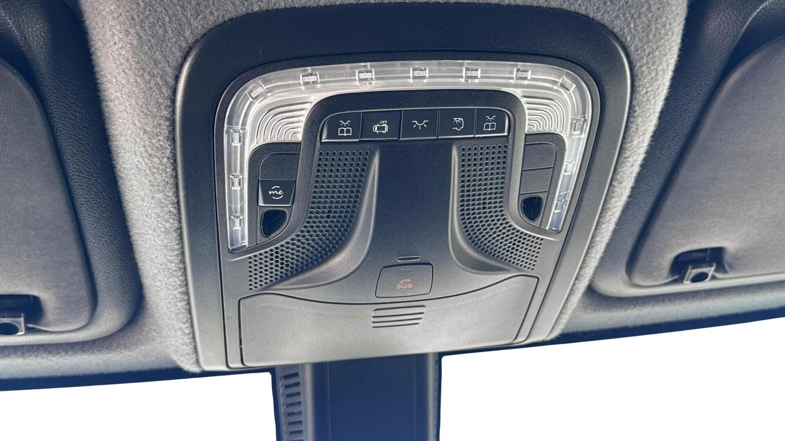 Hvid Mercedes Sprinter 317 fra 2025