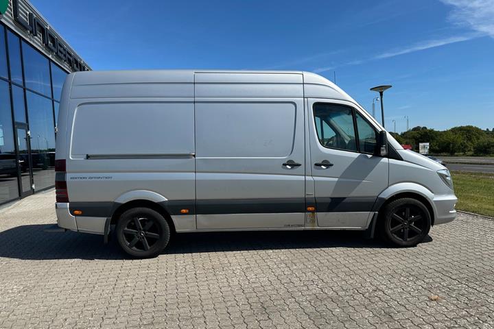Sølv Mercedes Sprinter 319 fra 2016