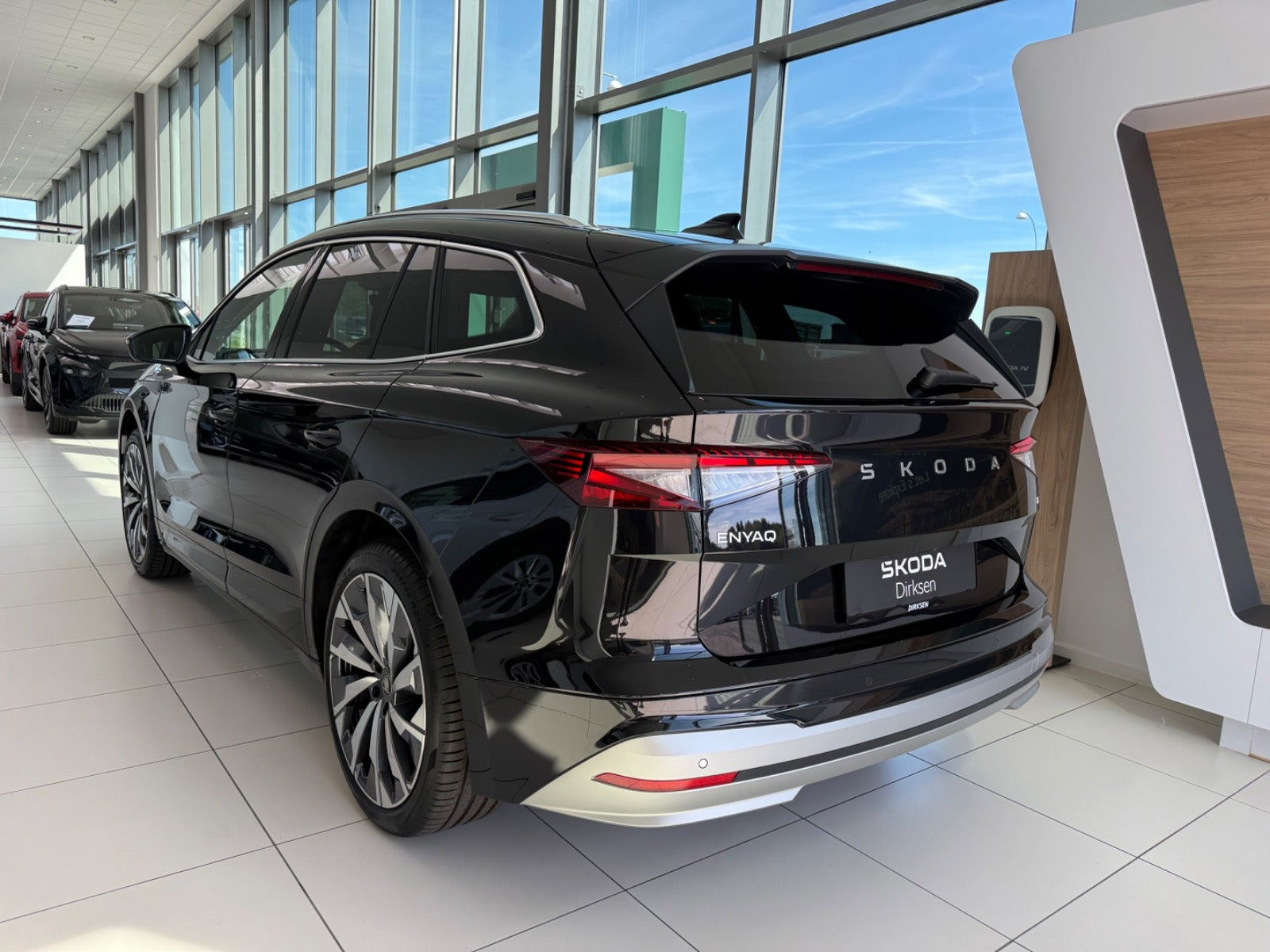 Sort Skoda Enyaq fra 2027