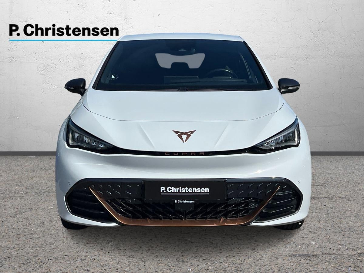 Hvid Cupra Born fra 2024