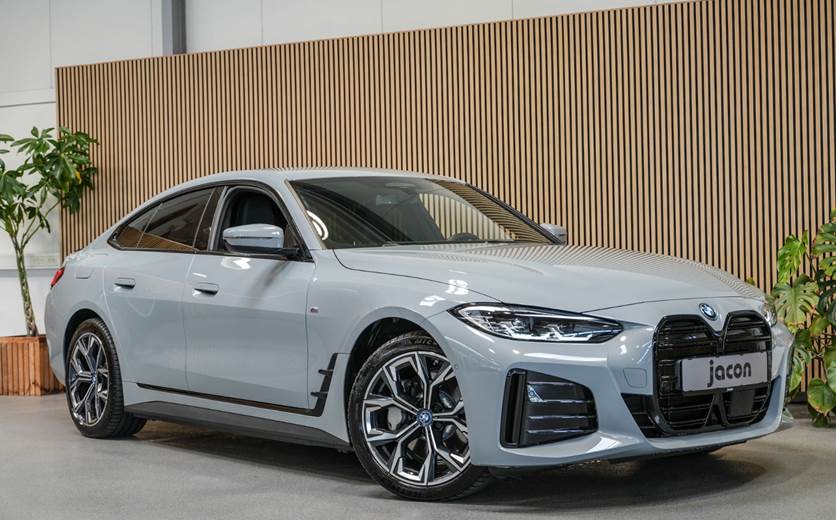 BMW i4 eDrive40 Fully Charged M-Sport