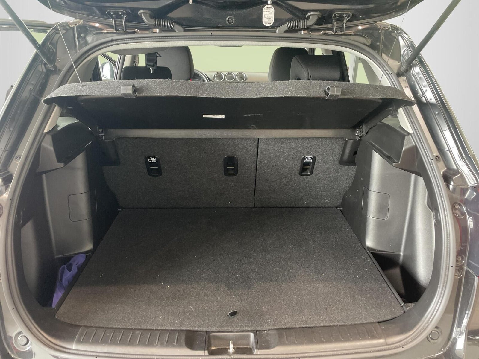 Sort Suzuki Vitara fra 2022