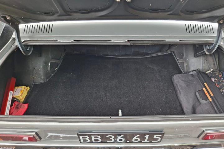 Sølv Ford Capri fra 1969