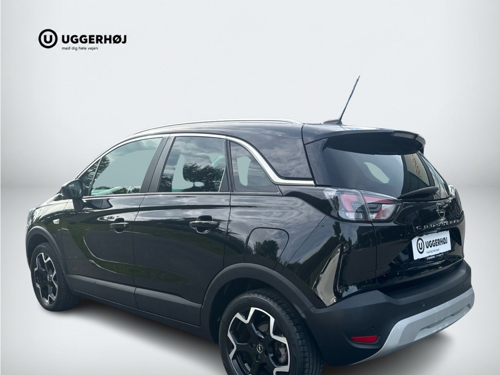 Sort Opel Crossland fra 2021