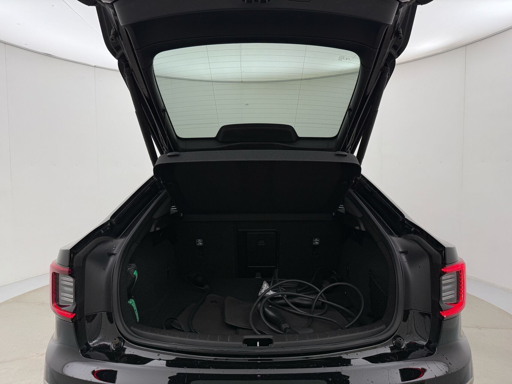 Sort Polestar 2 fra 2023