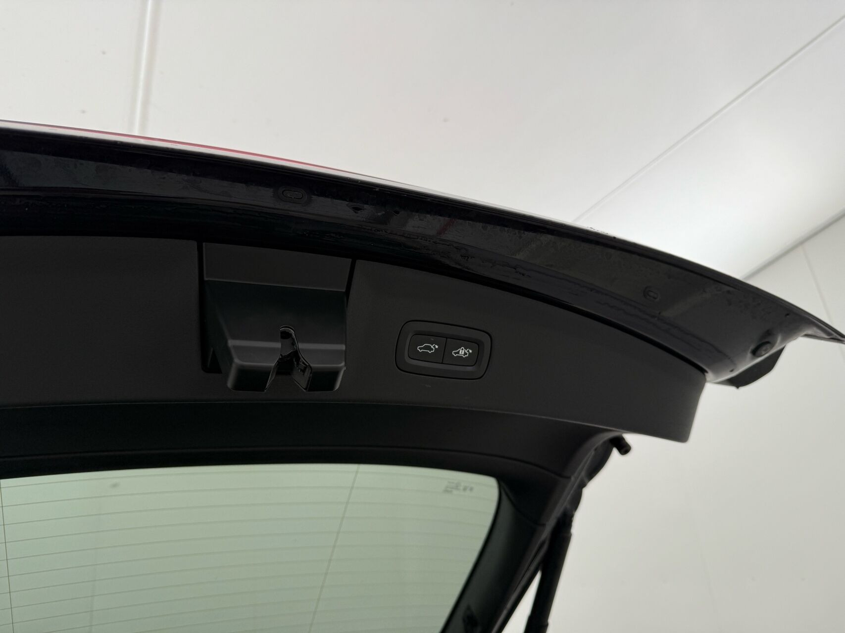 Sort Polestar 2 fra 2023