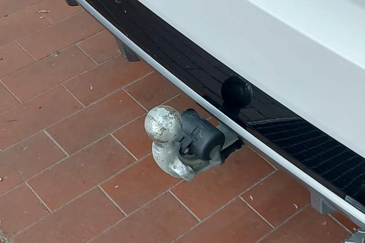 Hvid BMW iX3 fra 2023