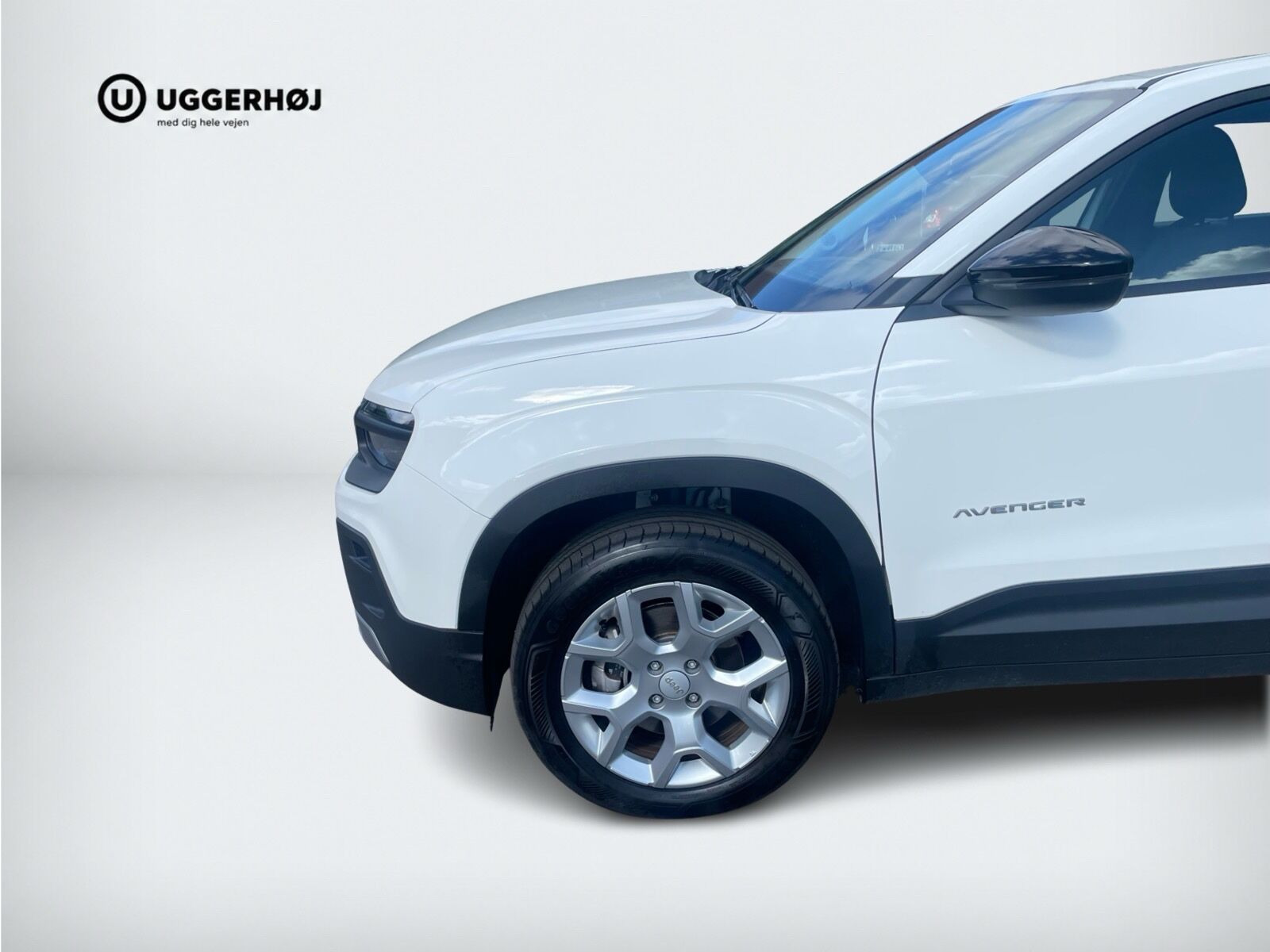 Hvid Jeep Avenger fra 2025