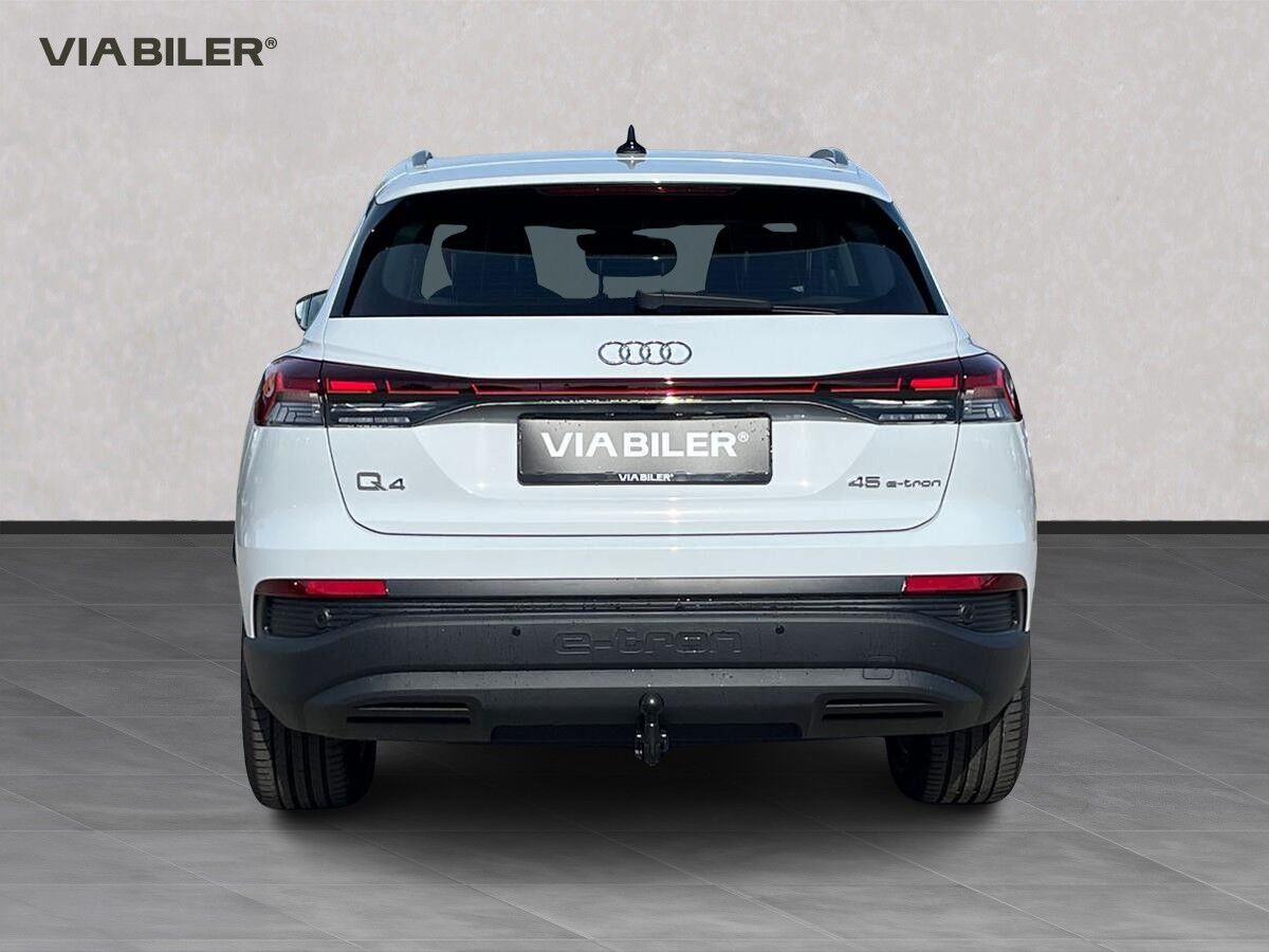 Hvid Audi Q4 fra 2026
