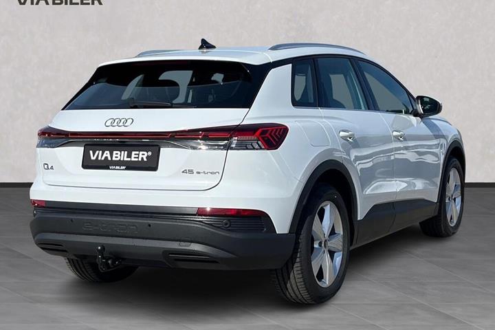 Hvid Audi Q4 fra 2026