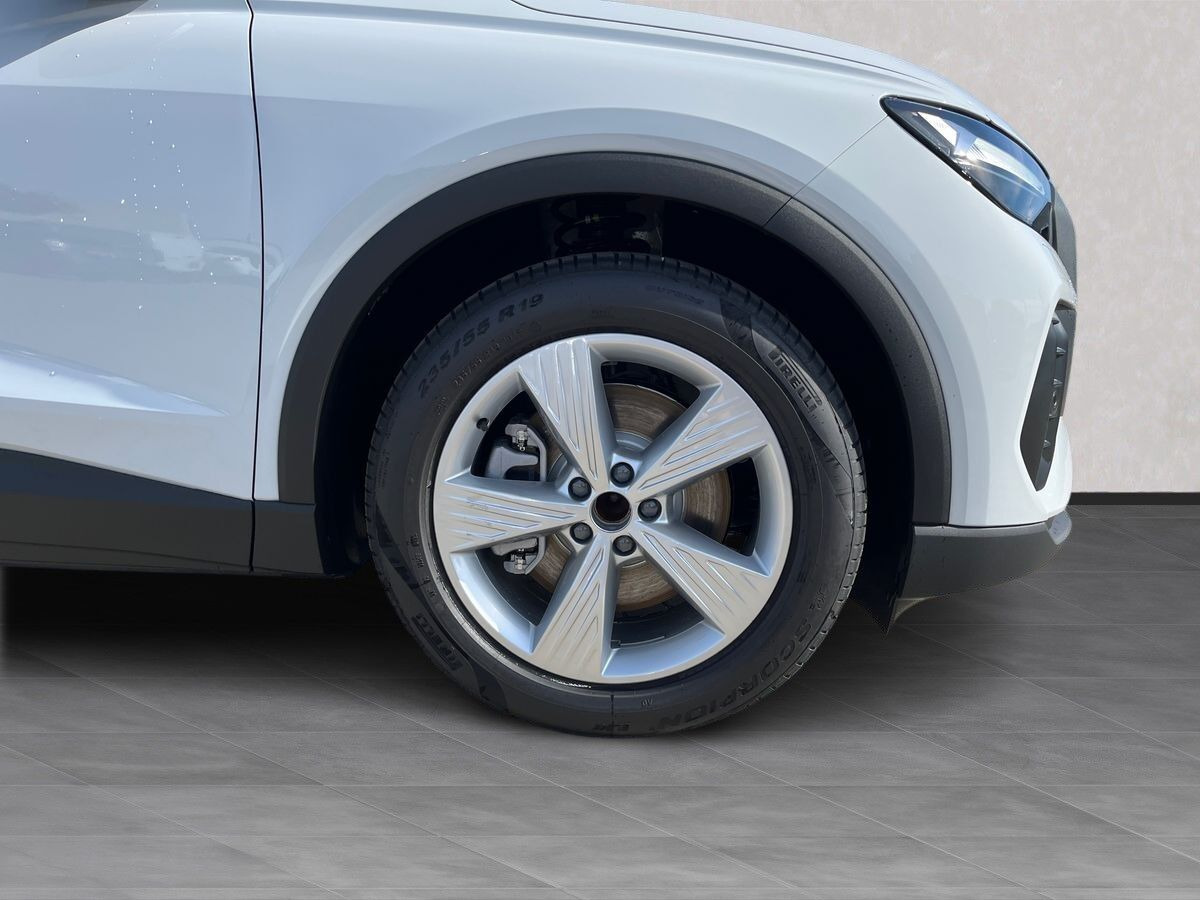Hvid Audi Q4 fra 2026