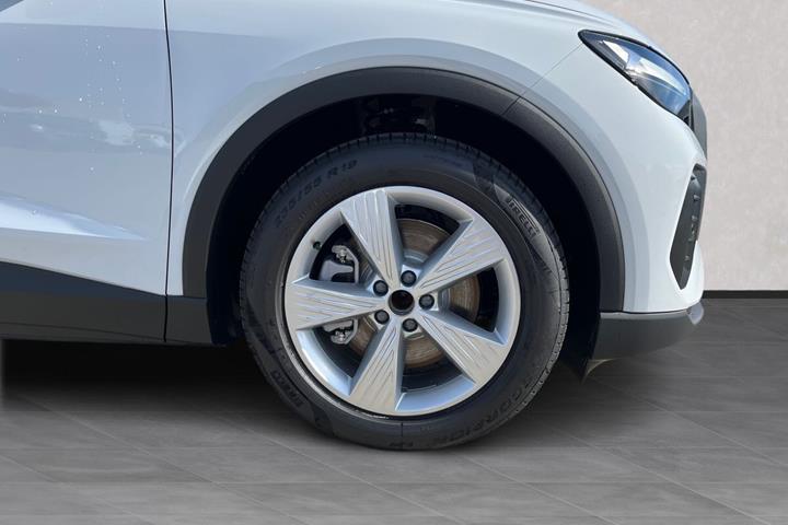Hvid Audi Q4 fra 2026