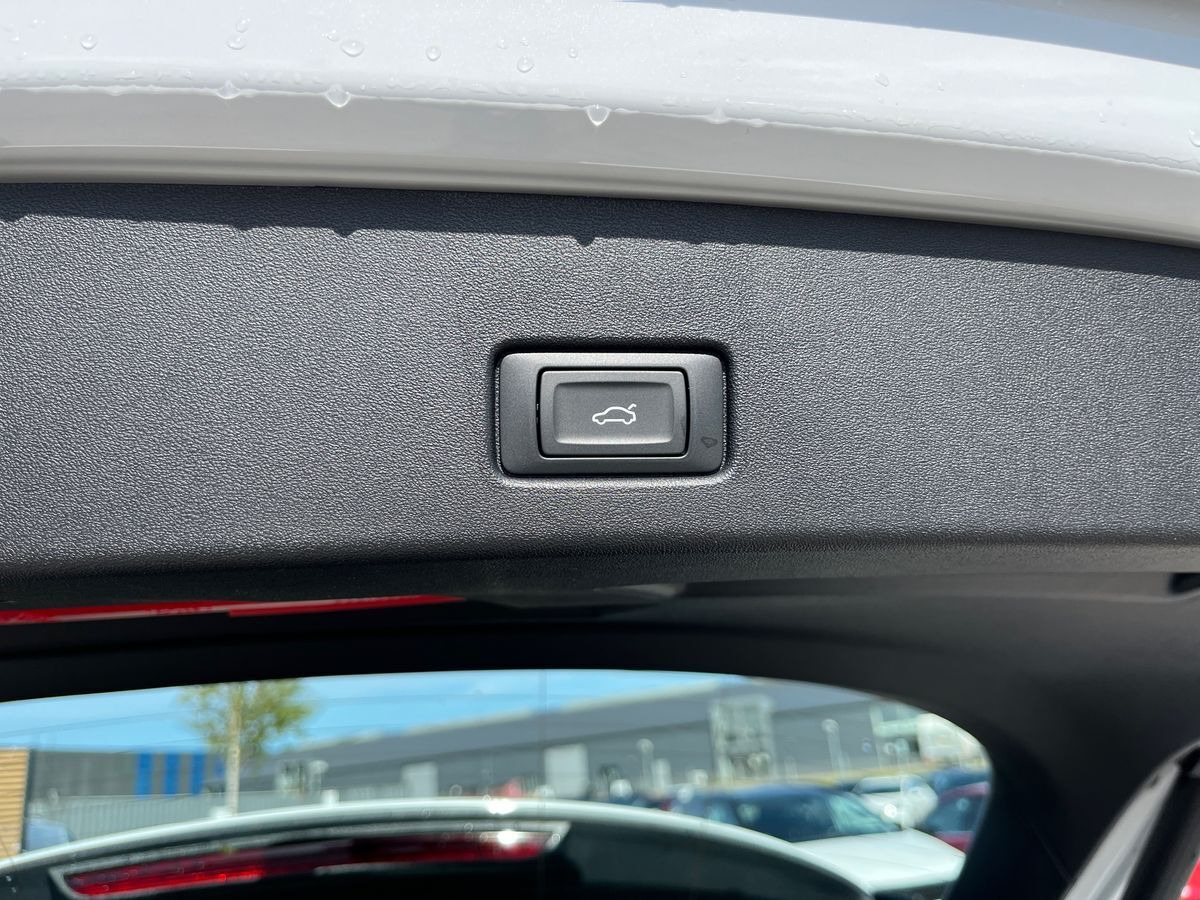 Hvid Audi Q4 fra 2026