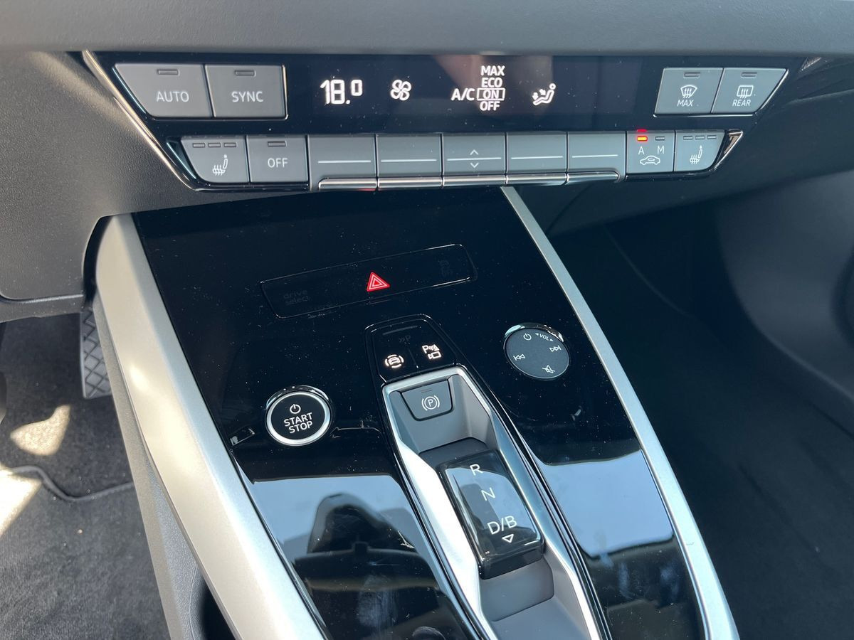 Sort Audi Q4 fra 2026