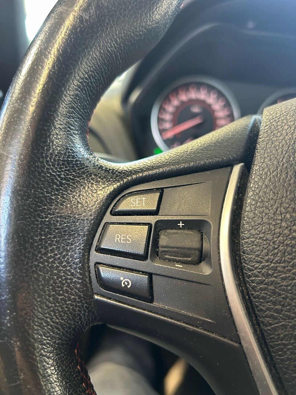 Sort BMW 118d fra 2011